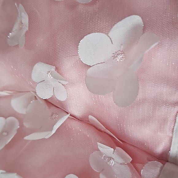 LG Doggie Dress - Picture 4 of 5